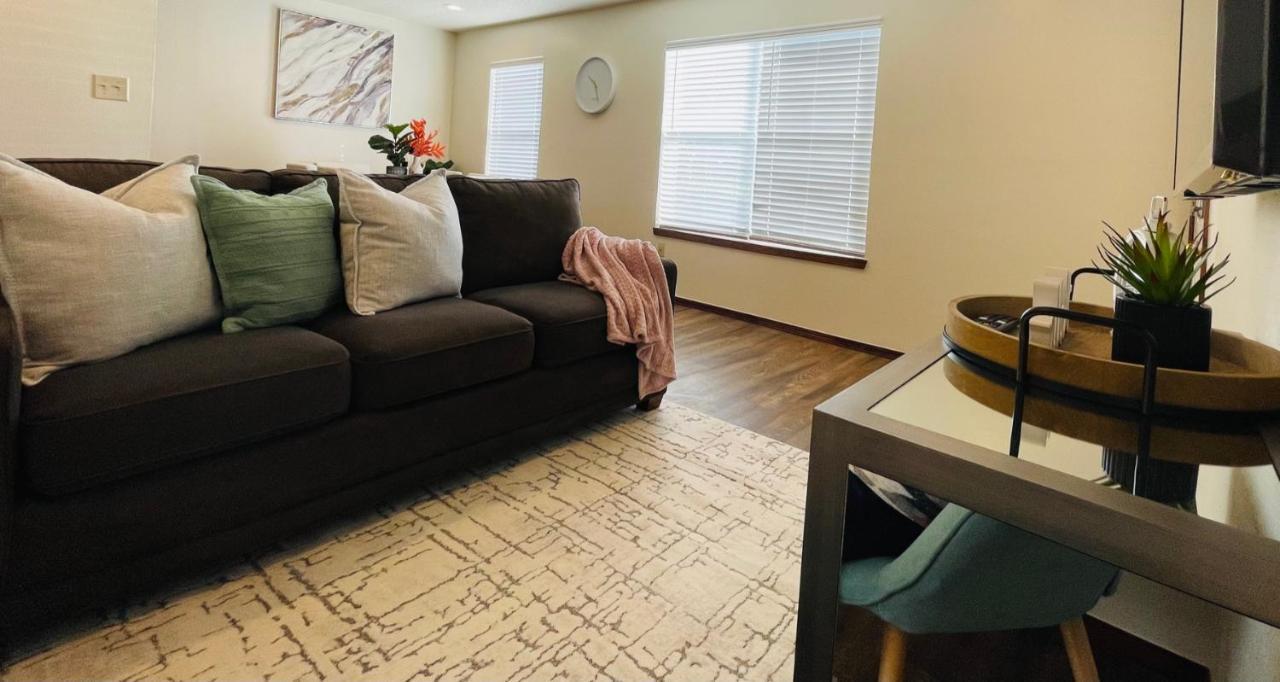Ou-2 Bed 2 Bath Apartment Close To Ou Oklahoma City Eksteriør billede